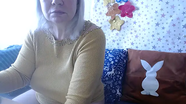 Snapshot of QueenLana chatting on 02/09/26, 09:02 QueenLana online show from 02/09/26, 09:02