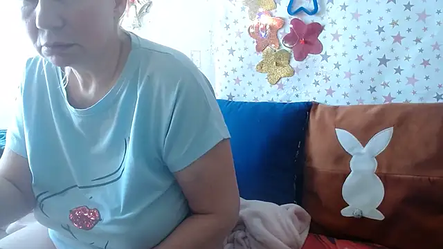 Snapshot of QueenLana chatting on 03/05/26, 07:59 QueenLana online show from 03/05/26, 07:59