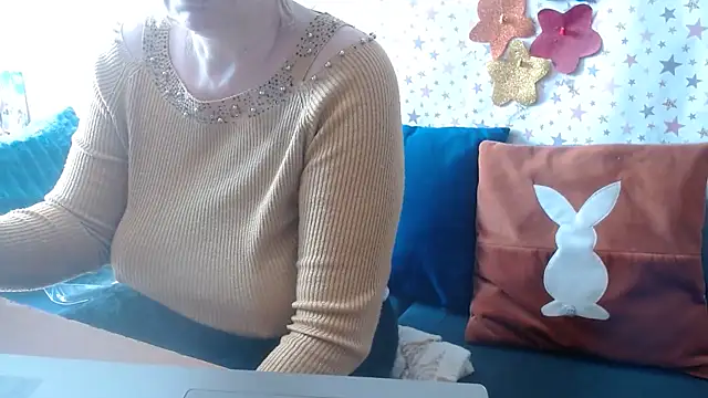 Snapshot of QueenLana chatting on 05/02/26, 06:51 QueenLana online show from 05/02/26, 06:51