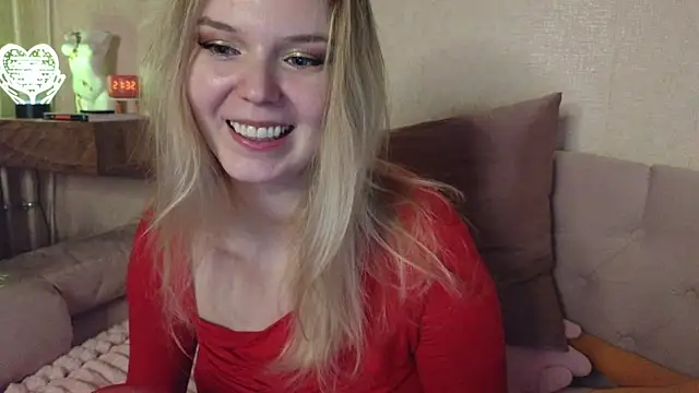 Snapshot of Vivian_Davis chatting on 03/18/26, 06:33 Vivian Davis online show from 03/18/26, 06:33