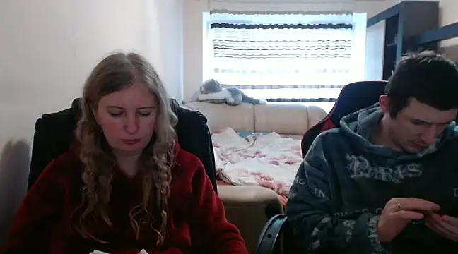 PeterAndJen online show from 02/12/25, 01:37