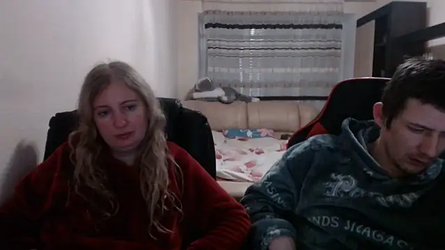 PeterAndJen online show from 02/14/25, 06:08
