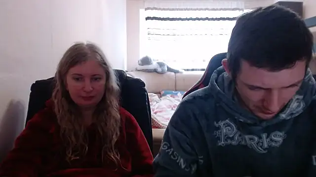PeterAndJen online show from 02/15/25, 01:38