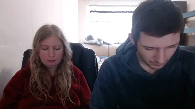 PeterAndJen online show from 02/16/25, 09:26