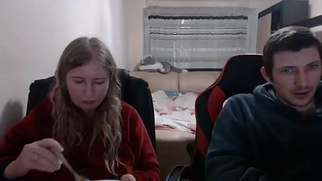 PeterAndJen online show from 02/16/25, 04:10