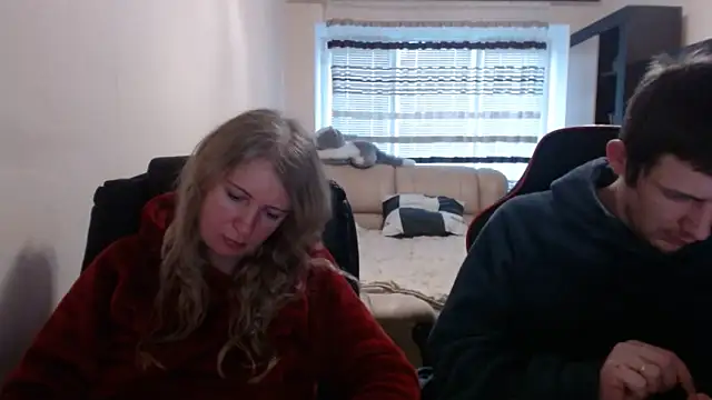 PeterAndJen online show from 02/17/25, 02:59
