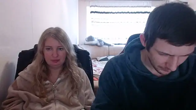 PeterAndJen online show from 02/18/25, 12:39