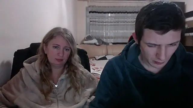 PeterAndJen online show from 02/18/25, 06:47