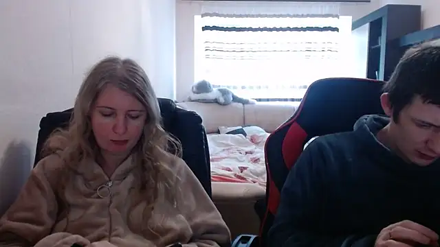 PeterAndJen online show from 02/19/25, 10:56