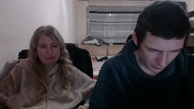 PeterAndJen online show from 02/19/25, 05:06