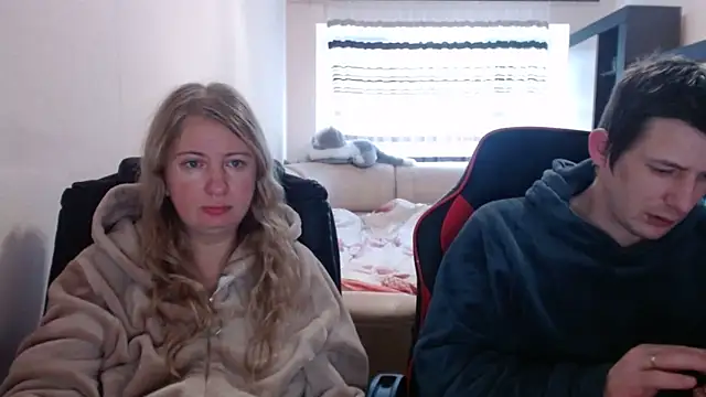 PeterAndJen online show from 02/20/25, 06:50