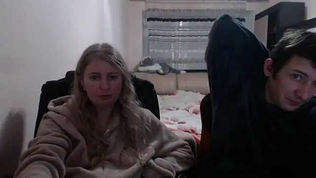 PeterAndJen online show from 02/20/25, 07:19