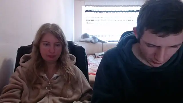 PeterAndJen online show from 02/21/25, 09:45