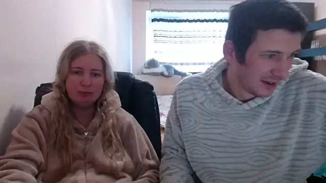 PeterAndJen online show from 02/24/25, 02:15