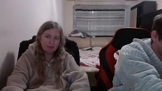 PeterAndJen online show from 02/24/25, 08:25