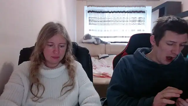 PeterAndJen online show from 02/28/25, 07:15