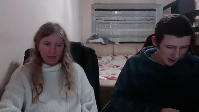 PeterAndJen online show from 03/03/25, 06:37