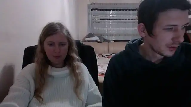 PeterAndJen online show from 03/08/25, 06:43