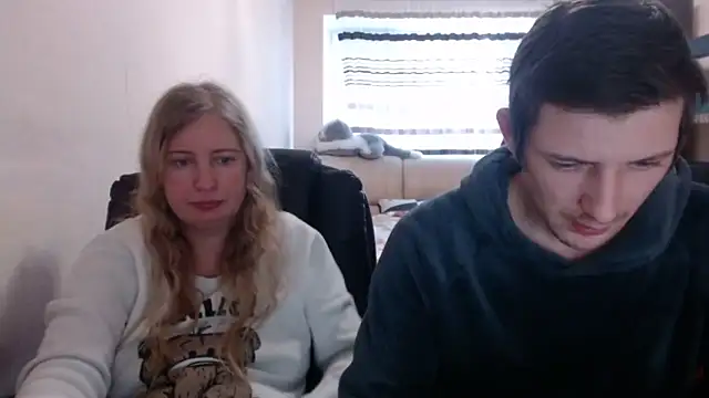 PeterAndJen online show from 03/09/25, 09:46