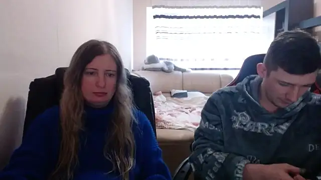 PeterAndJen online show from 03/17/25, 06:21