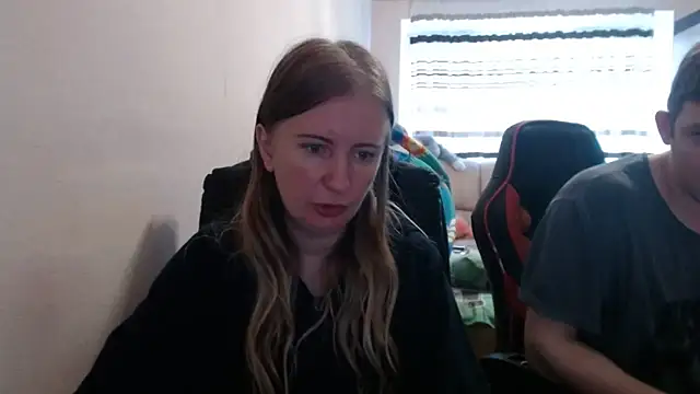 PeterAndJen online show from 09/20/25, 06:58