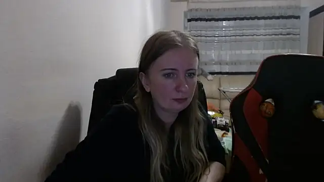 PeterAndJen online show from 09/29/25, 07:30