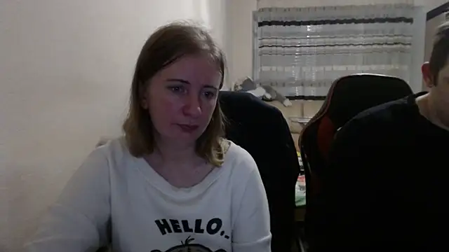 PeterAndJen online show from 10/07/25, 07:44