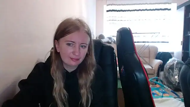 PeterAndJen online show from 10/23/25, 08:02