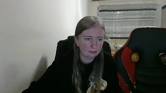 PeterAndJen online show from 11/25/25, 07:36