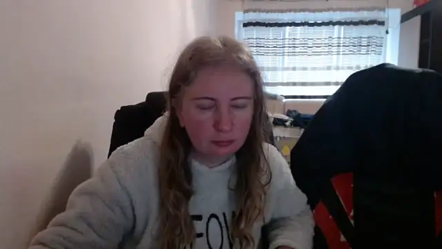PeterAndJen online show from 02/15/26, 07:51