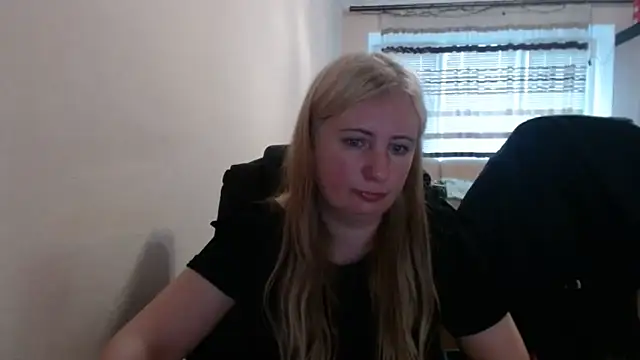 PeterAndJen online show from 05/22/26, 05:51