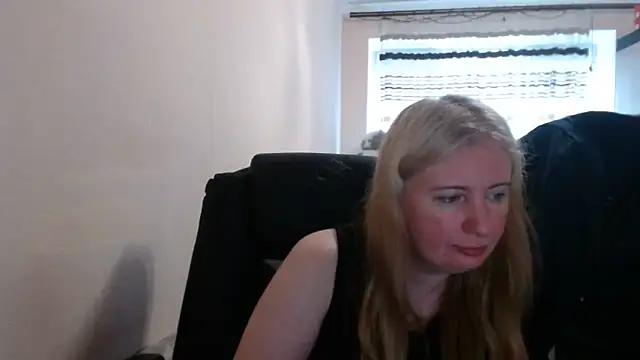 PeterAndJen online show from 06/13/26, 05:16