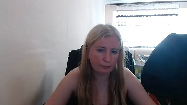 PeterAndJen online show from 06/16/26, 05:37