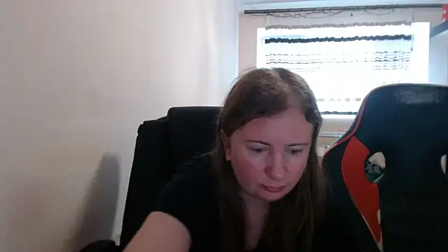 PeterAndJen online show from 07/28/26, 06:31