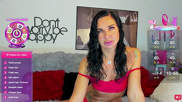 Snapshot of Tara_Bloss chatting on 10/19/25, 03:07 Tara Bloss online show from 10/19/25, 03:07