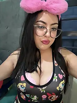 MileyGia online show from 07/19/26, 02:15