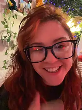 Snapshot of JennKenobi chatting on 07/29/26, 12:47 JennKenobi online show from 07/29/26, 12:47
