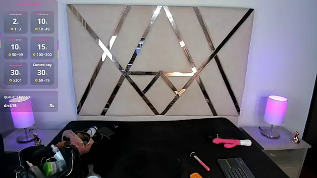 Snapshot of annngels99 chatting on 11/28/25, 02:03 annngels99 online show from 11/28/25, 02:03