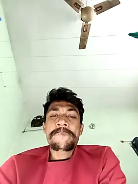 Snapshot of PrabV0319 chatting on 11/18/25, 06:01 PrabV0319 online show from 11/18/25, 06:01