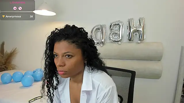 angelica af online show from 10/01/25, 02:34