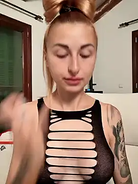 kylie blck online show from 01/30/25, 04:06