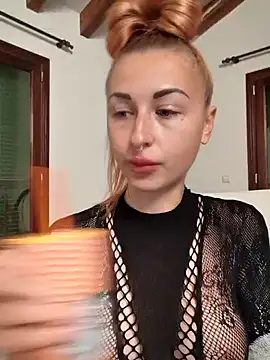 kylie blck online show from 02/06/25, 05:03