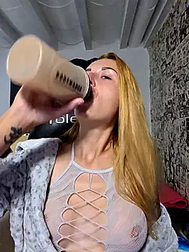 kylie blck online show from 05/18/26, 04:07