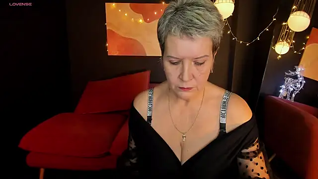 Snapshot of KathySunn chatting on 01/02/25, 01:19 KathySunn online show from 01/02/25, 01:19