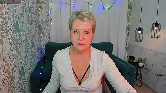 Snapshot of KathySunn chatting on 01/03/25, 01:36 KathySunn online show from 01/03/25, 01:36