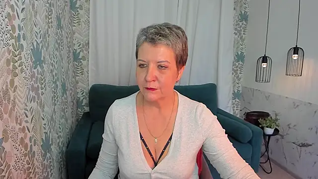 Snapshot of KathySunn chatting on 03/18/25, 07:19 KathySunn online show from 03/18/25, 07:19