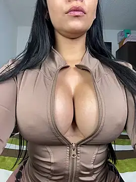 Angela isabella online show from 07/28/26, 10:31