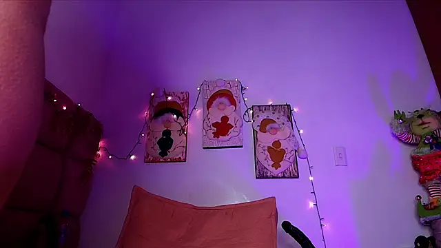 lorrayne  online show from 12/26/24, 06:12