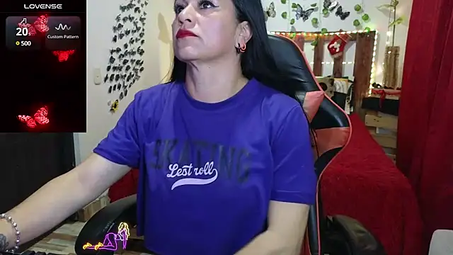 Snapshot of Keka_teiku chatting on 12/22/24, 03:33 Keka teiku online show from 12/22/24, 03:33
