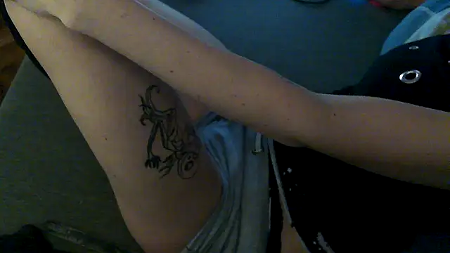 Snapshot of Sexyhexe511 chatting on 02/28/25, 11:12 Sexyhexe511 online show from 02/28/25, 11:12